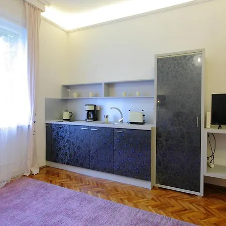 Margit Studio בודפשט